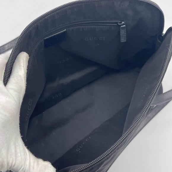 Vintage Gucci Nylon Shoulder Bag - Picture 11 of 16